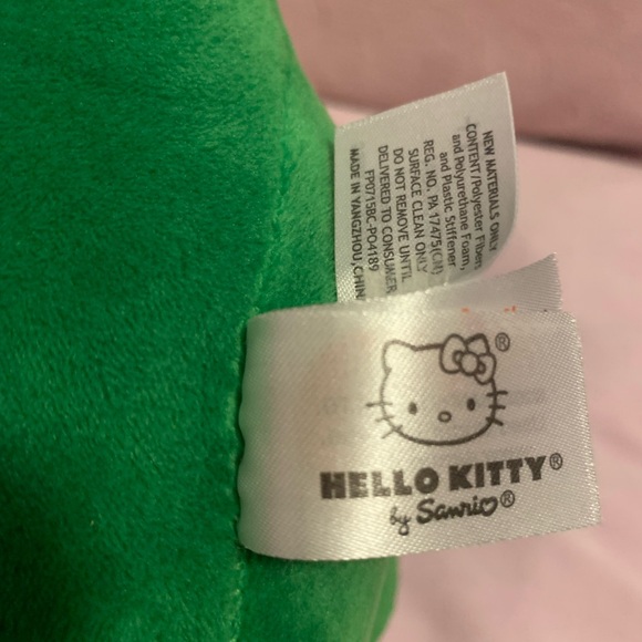 Hello kitty 12' plush doll in dinosaur costume - Picture 7 of 7